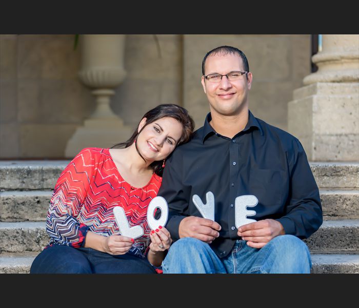 Downtown St.Petersberg Engagement Photographers