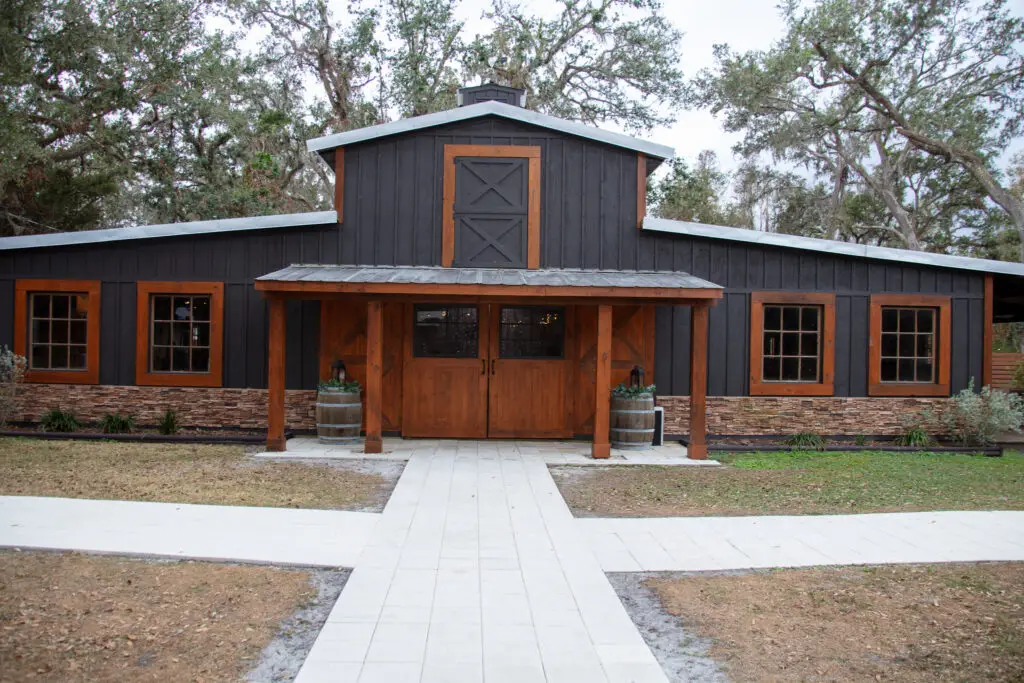 Madison Barn wedding photographers