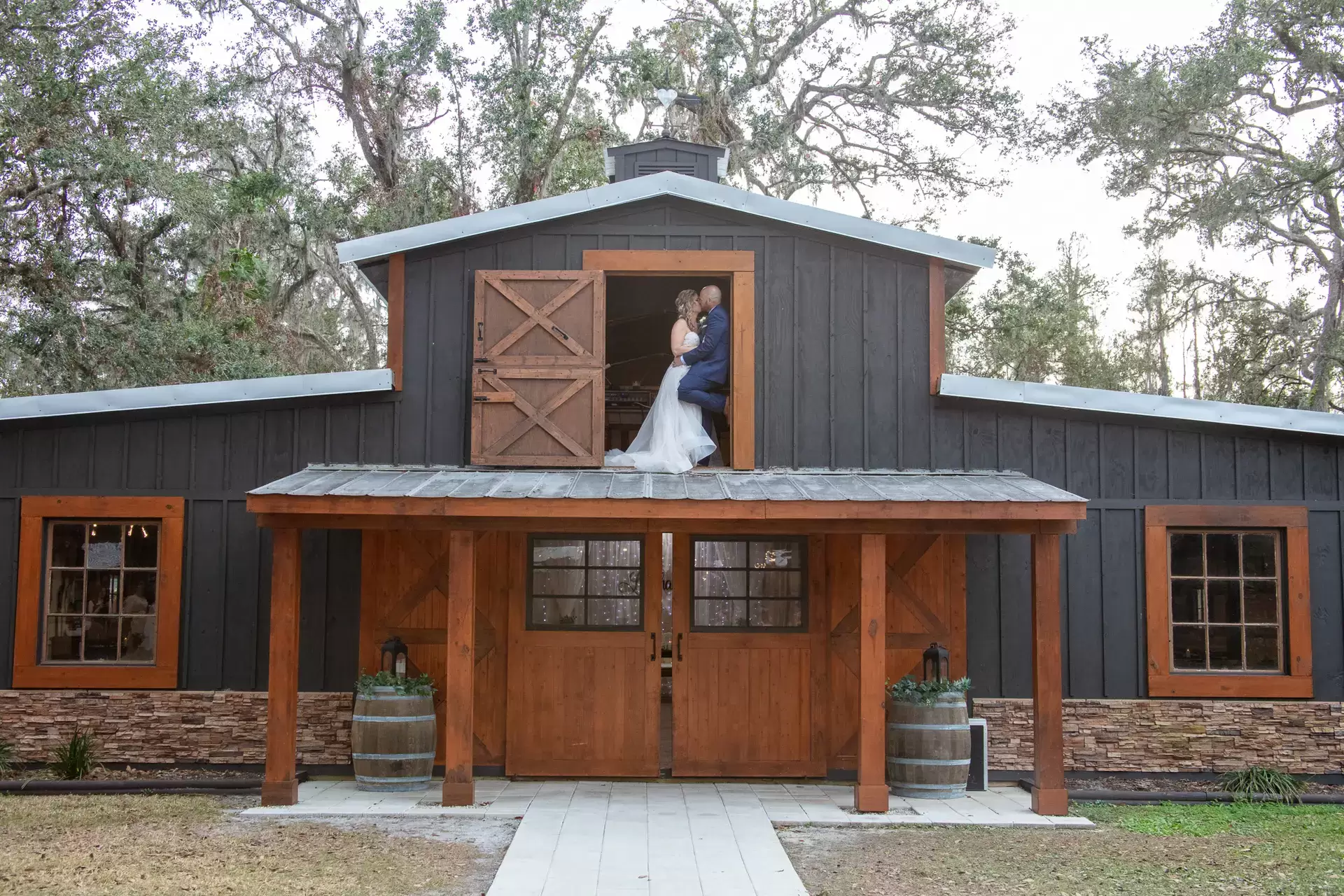 Madison Barn wedding photographers