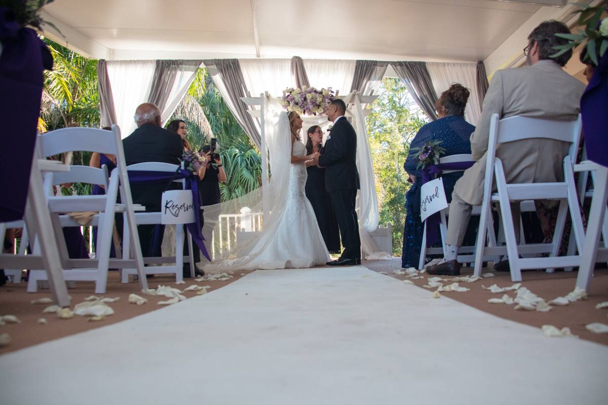 Wedding photography at Crescent Oaks Golf Club Tarpon Springs FL